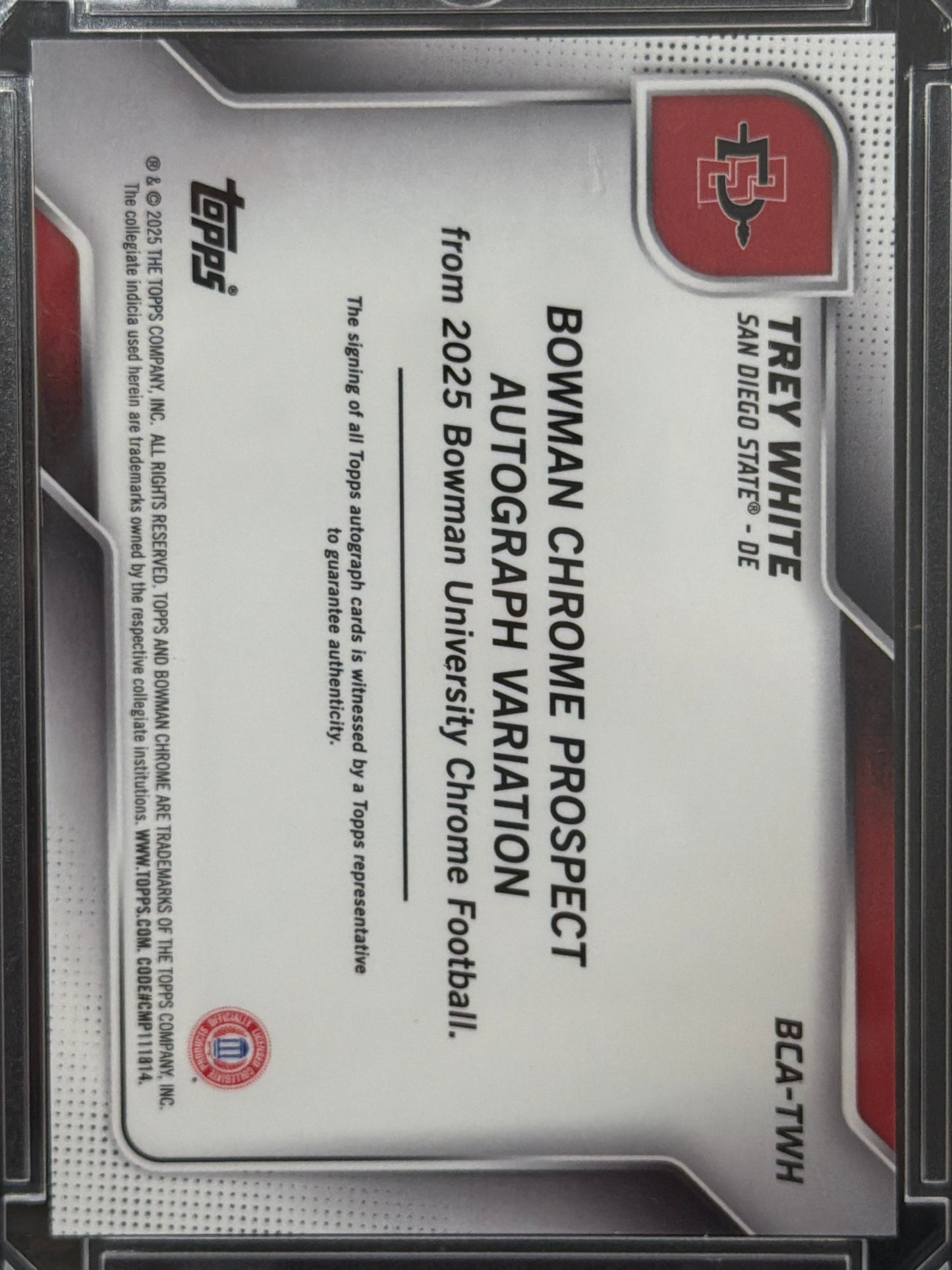 2025 Bowman University Chrome Football Trey White #BCA-TWH Blue Refractor