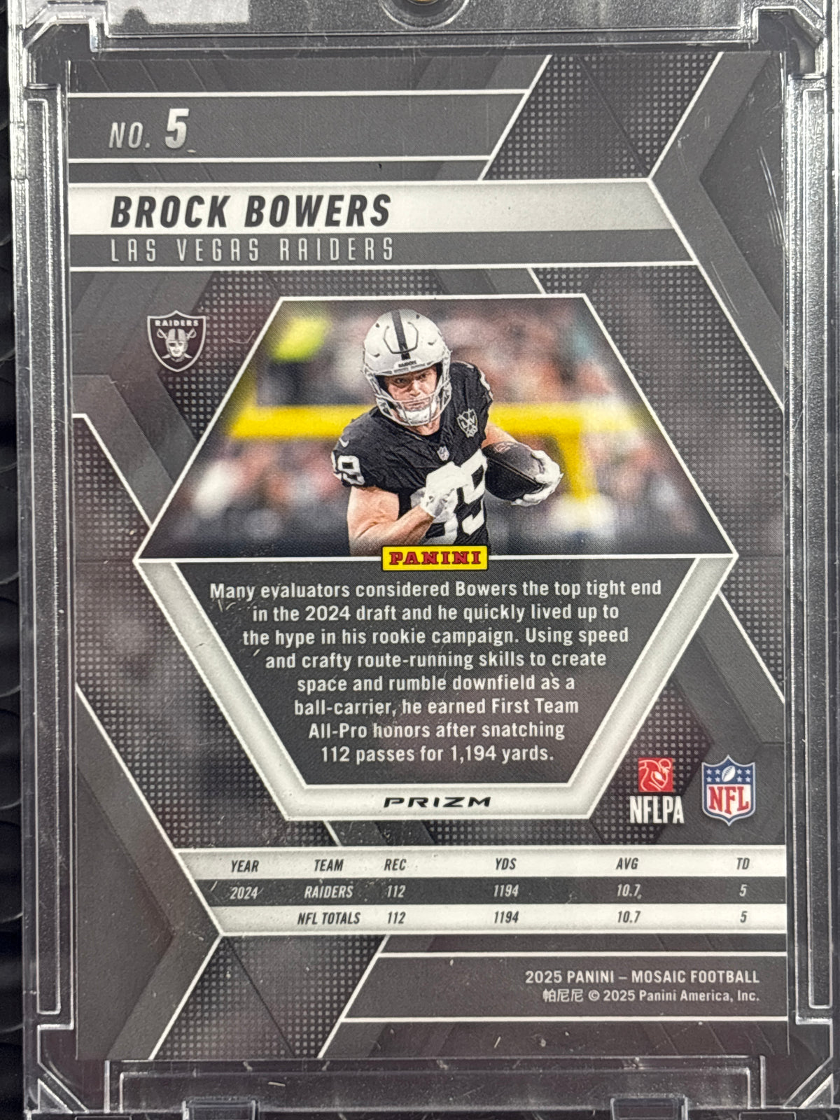 2025 Panini Mosaic Football Brock Bowers #5 Honey Comb