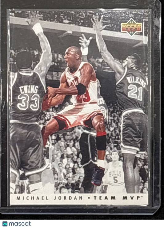 1992-93 Upper Deck Team MVP Michael Jordan #TM5 HOF Mint