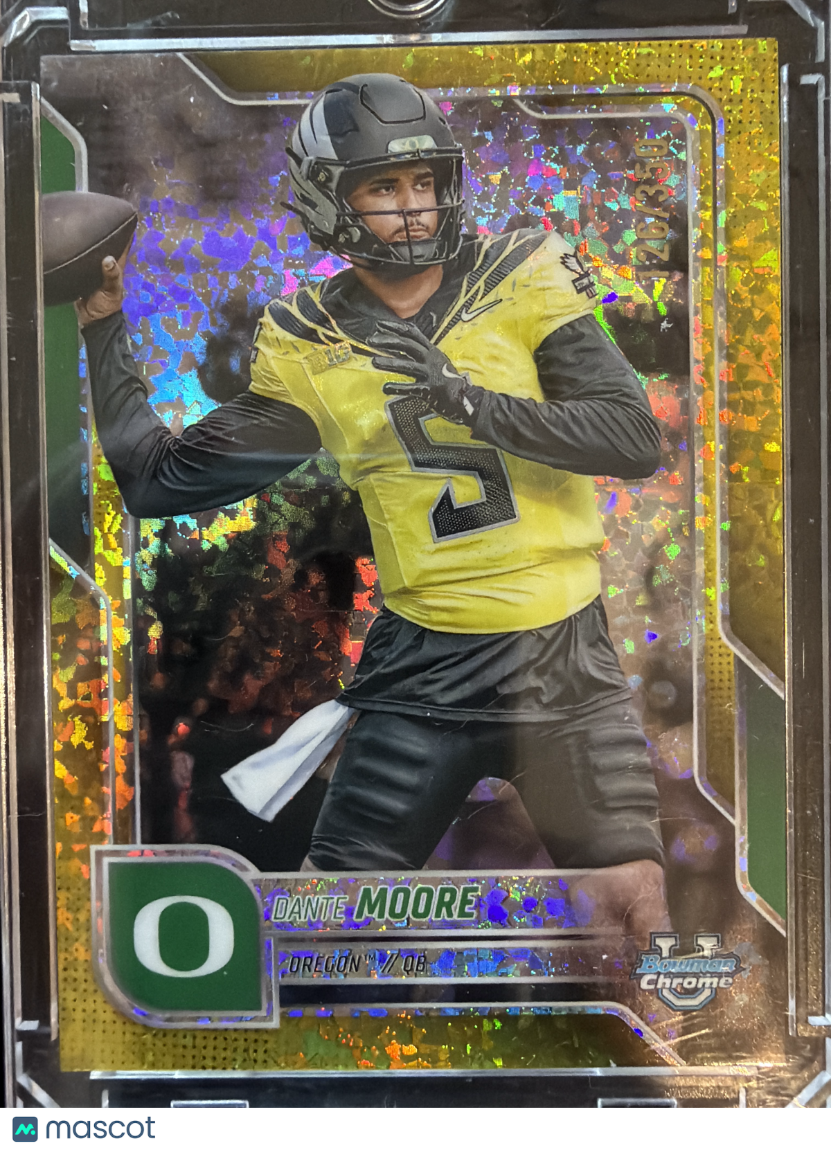 2023 Bowman Chrome University Dante Moore #137 Yellow Shimmer Refractor /350