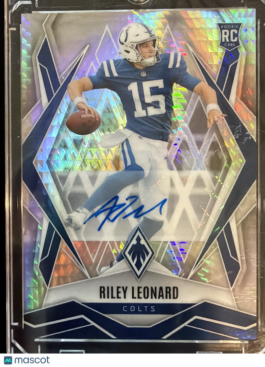 2025 Panini Phoenix Riley Leonard #170 Silver Prizm RC