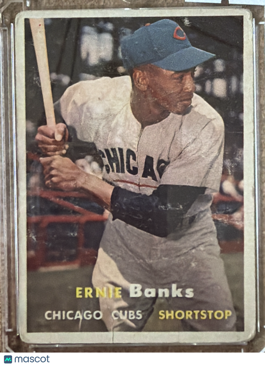 1957 Topps Ernie Banks #7