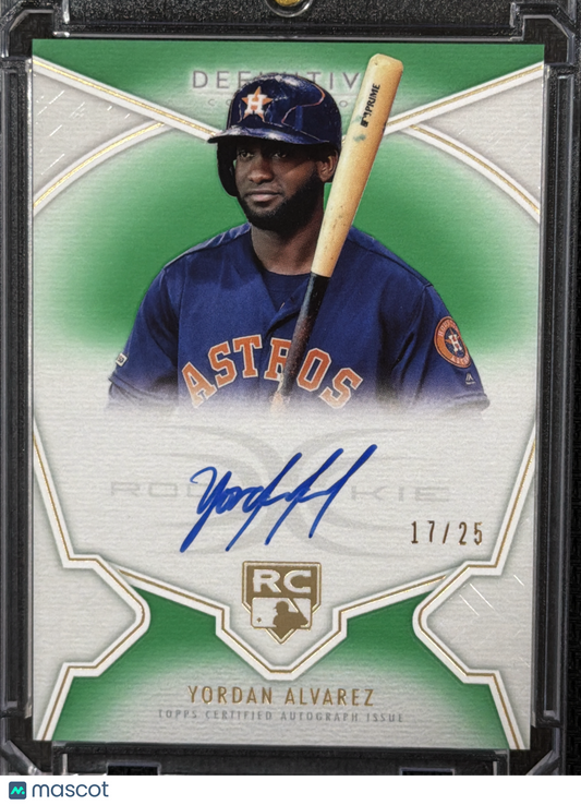 2020 Topps Definitive Collection Yordan Alvarez #DRA-YA Green /25 RC
