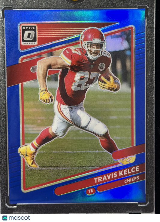 2021 Panini Donruss Optic Football Travis Kelce #33 Blue Prizm /179