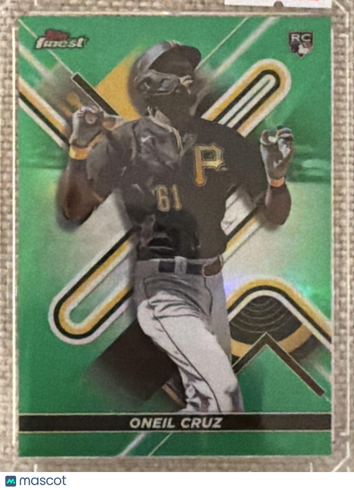 2022 Topps Finest Oneil Cruz #16 Green Refractor /99 RC