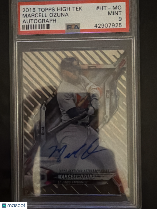 2018 Topps High Tek Marcell Ozuna #HT-MO Autograph PSA 9